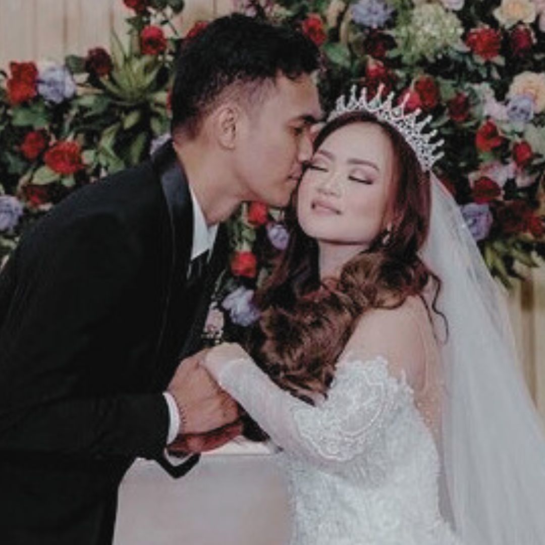 Agung & Janesisca